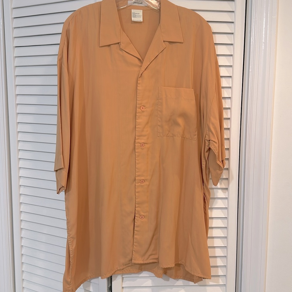 Men’s Button Down Tshirt